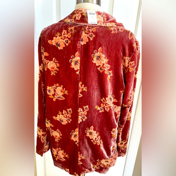 Hutch Velvet Two Piece  NWT Pantsuit Wide Leg  with Floral Patterns Large - Picture 7 of 15